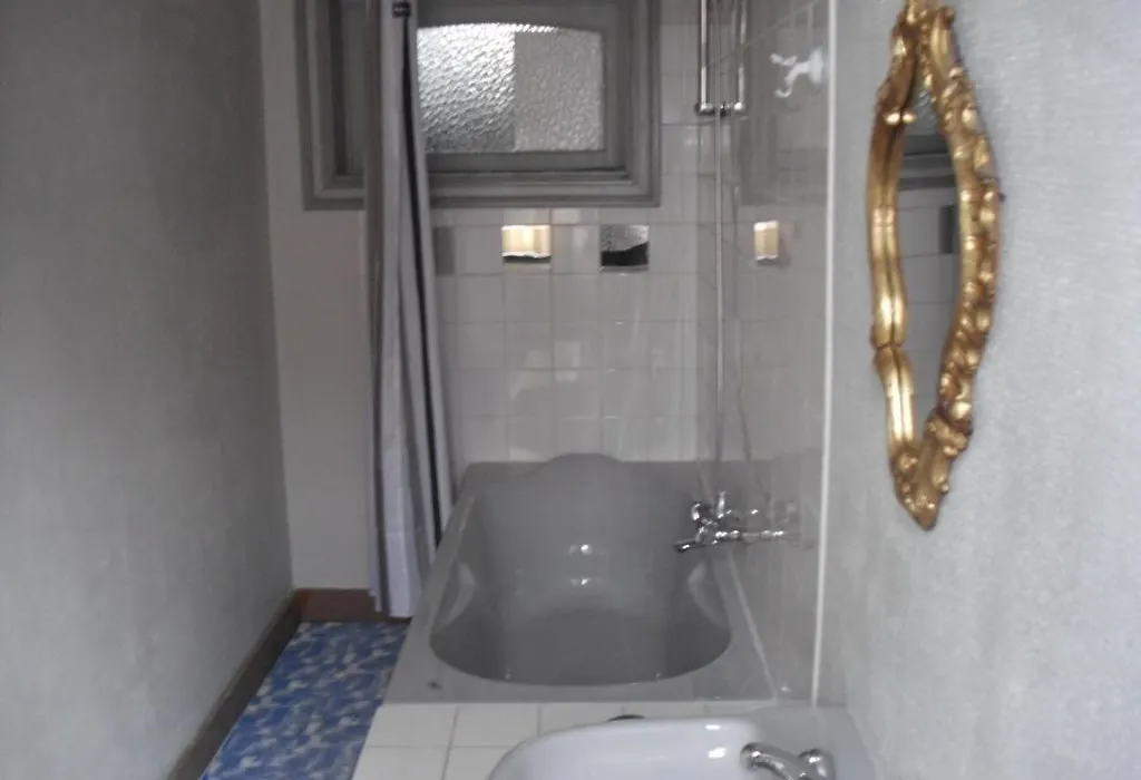 Guesthouse Oude Houtmarkt-1